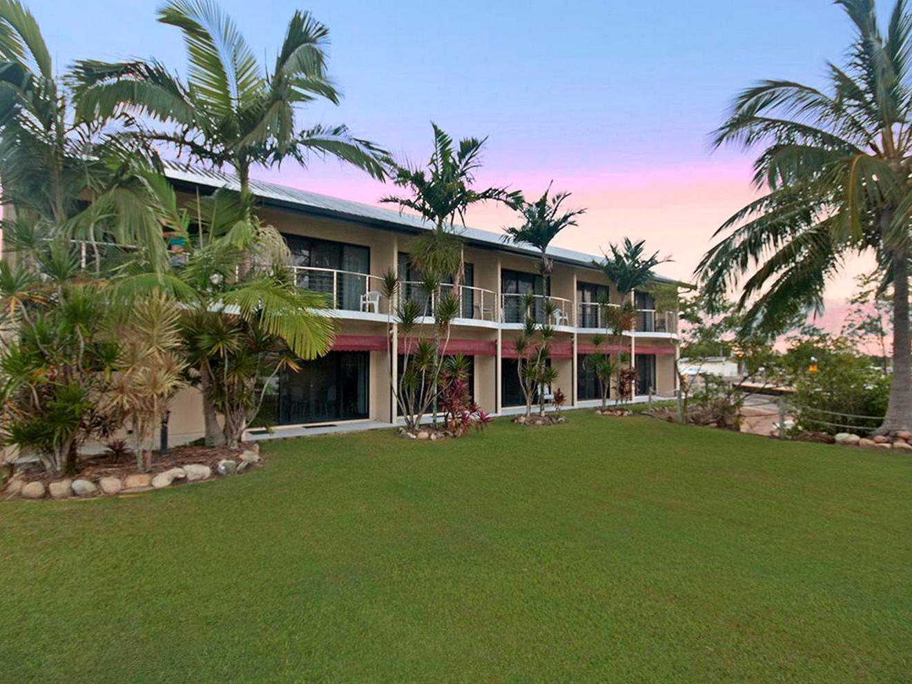 Hinchinbrook Marine Cove Resort Lucinda Exteriér fotografie